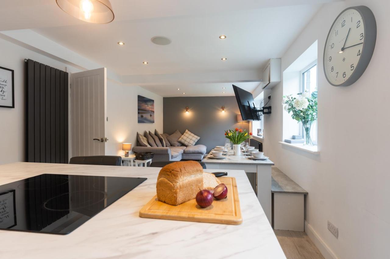 No40Barmouth-Modern,Spacious&Hot Tub Bagian luar foto
