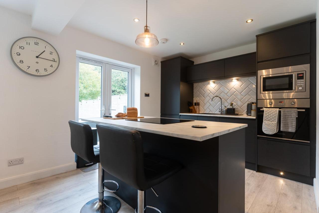 No40Barmouth-Modern,Spacious&Hot Tub Bagian luar foto