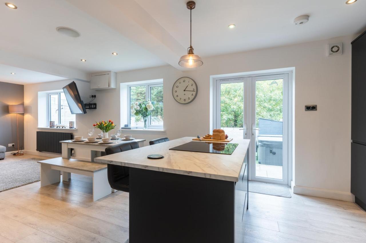 No40Barmouth-Modern,Spacious&Hot Tub Bagian luar foto