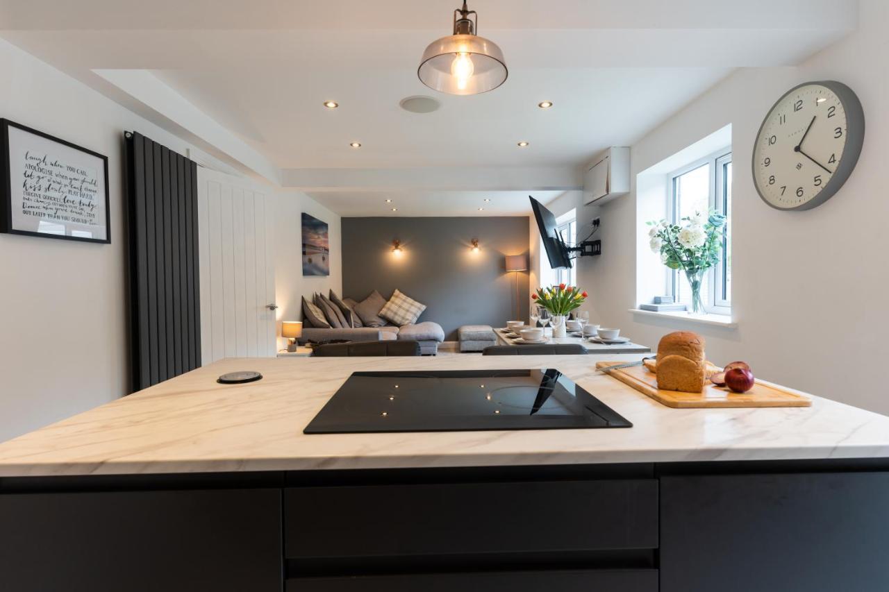 No40Barmouth-Modern,Spacious&Hot Tub Bagian luar foto