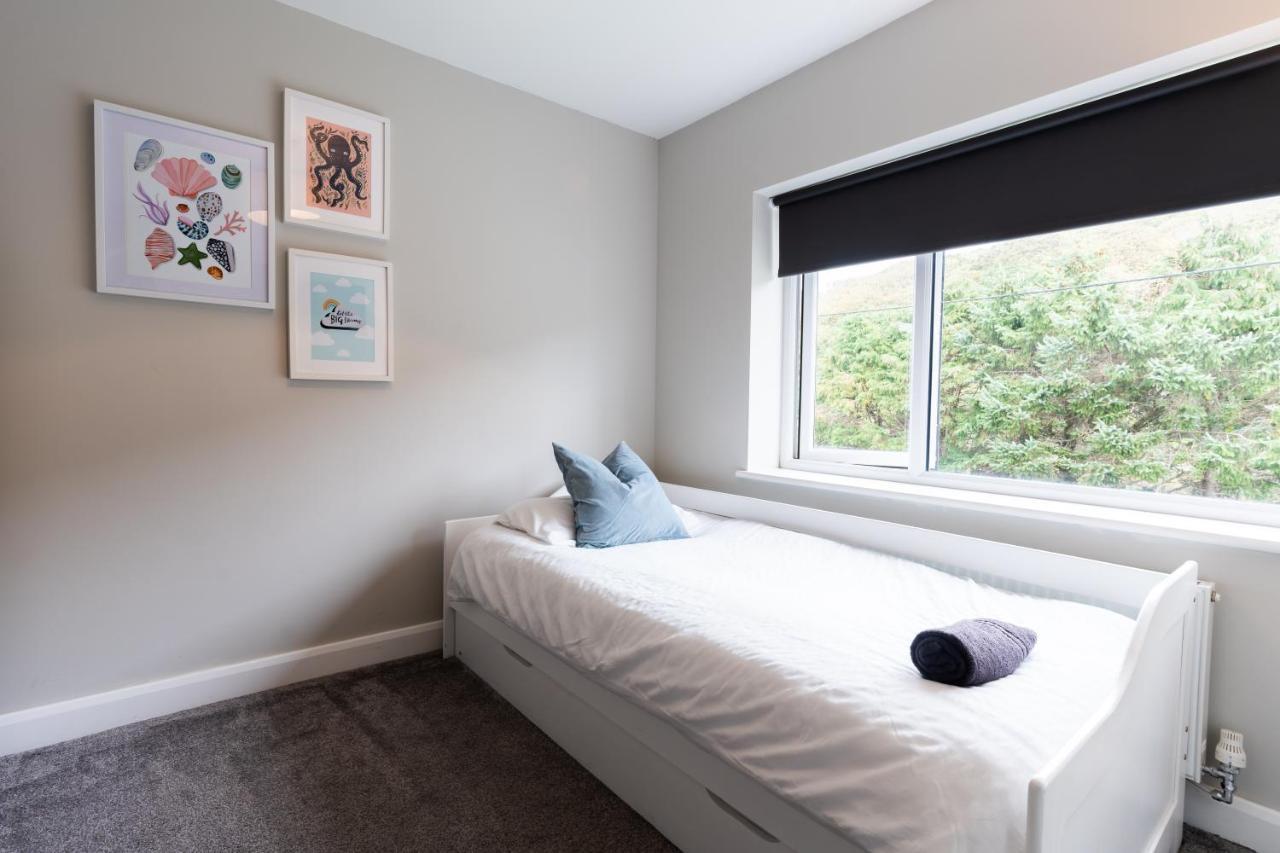 No40Barmouth-Modern,Spacious&Hot Tub Bagian luar foto