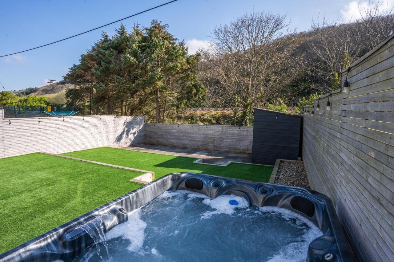 No40Barmouth-Modern,Spacious&Hot Tub Bagian luar foto